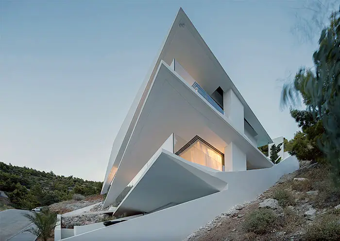 H77 house in athens