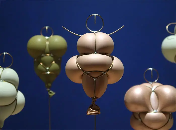 archeology-inspired balloon sculptures