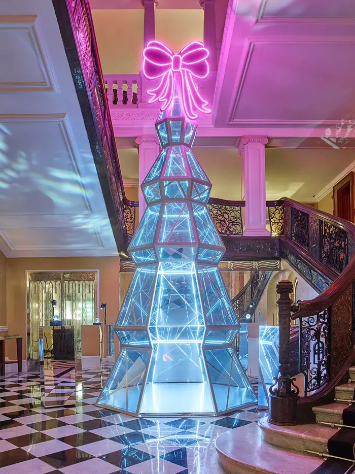 claridge's 2022 diamond tree