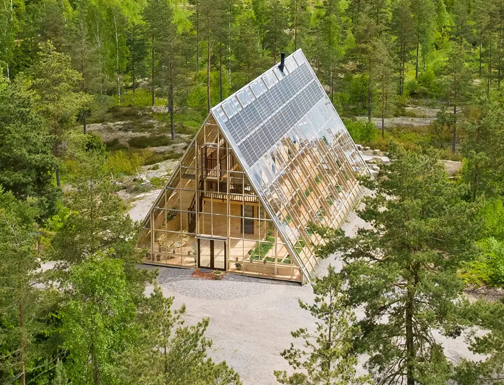 glass a-frame naturvilla sweden