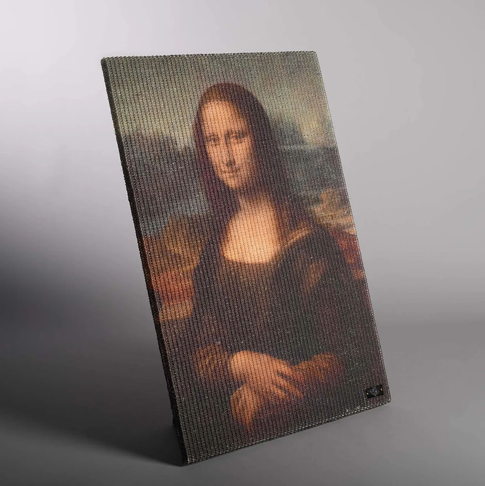Sisal Mona Lisa measures 27.6 x 19.7 x 1.4