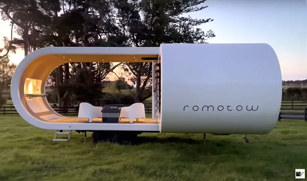romotow folding trailer
