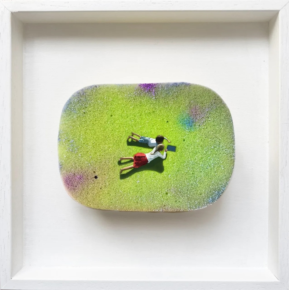 Golsa Golchini hand-painted sponges