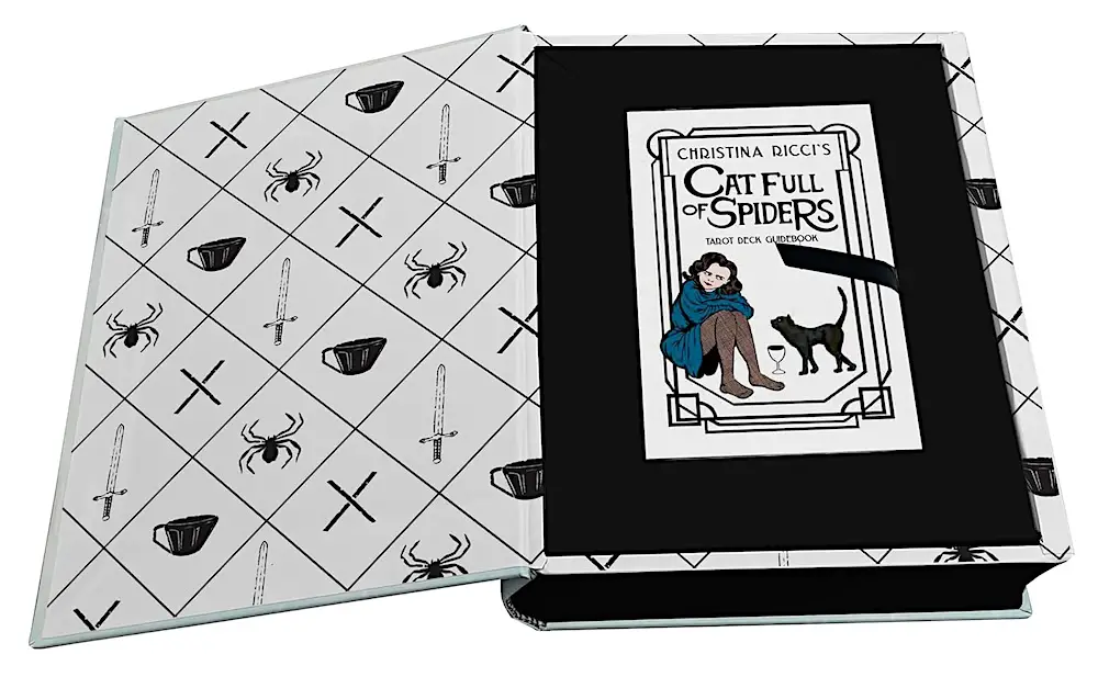 cat full of spiders tarot